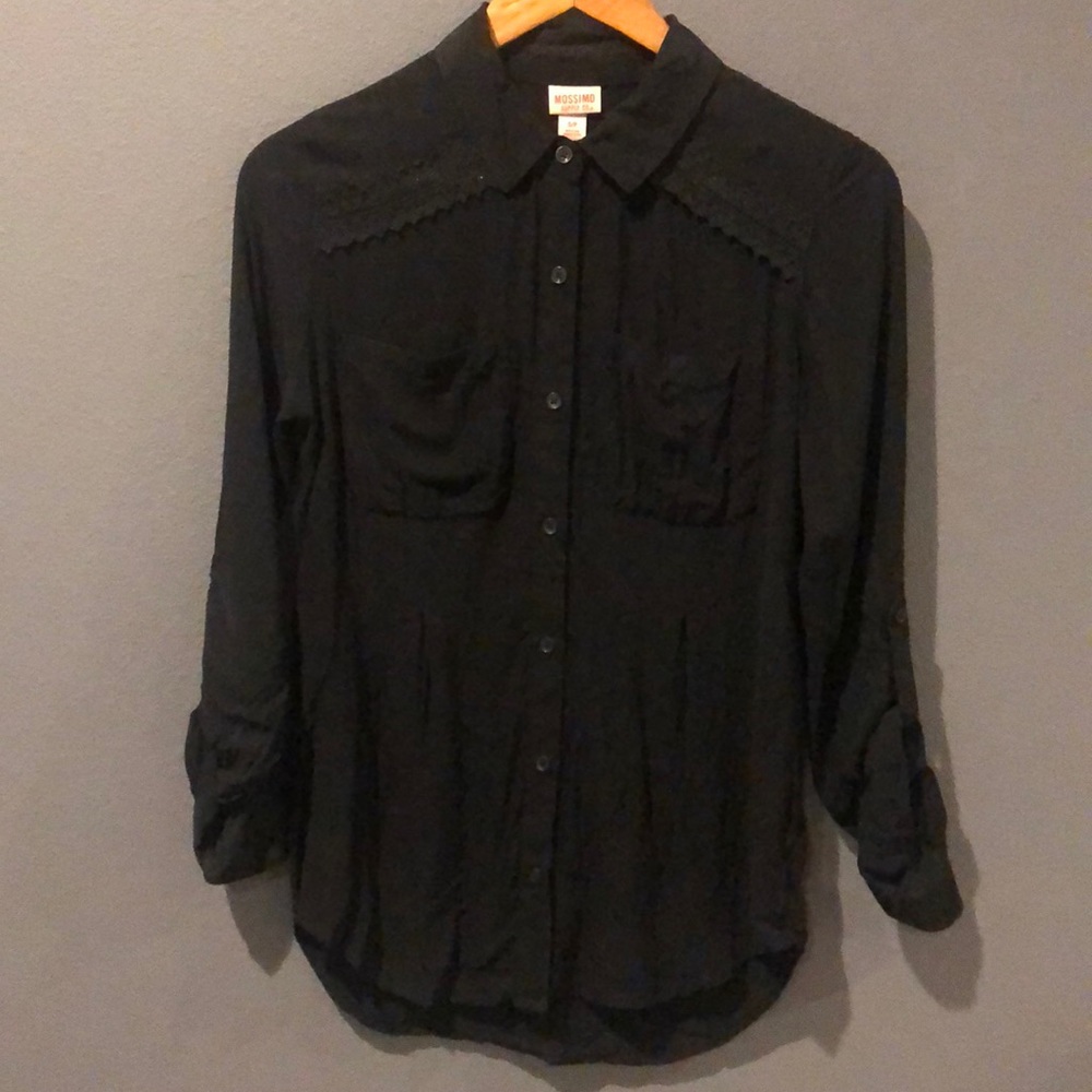Mossimo button up blouse S